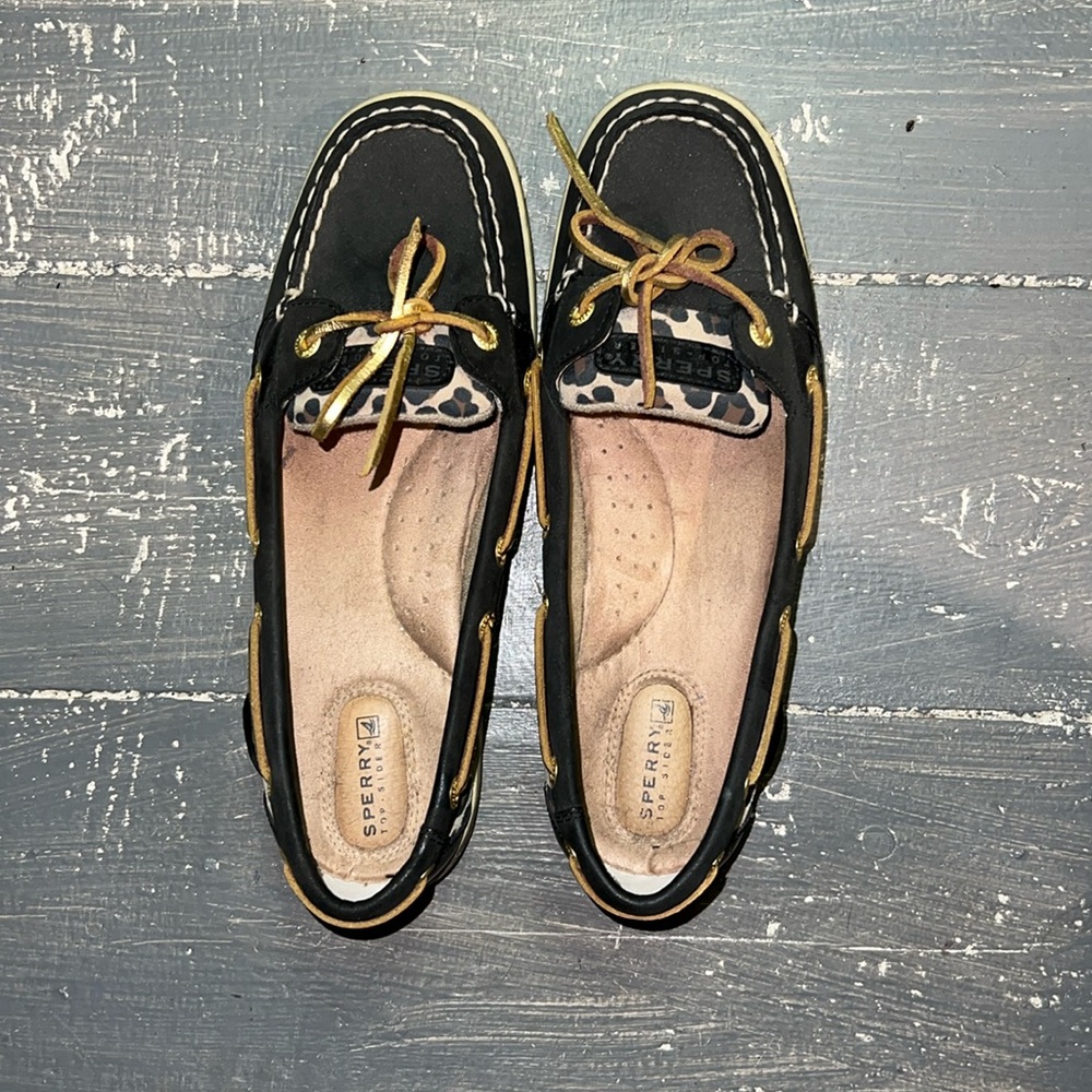Black and cheetah sperrys